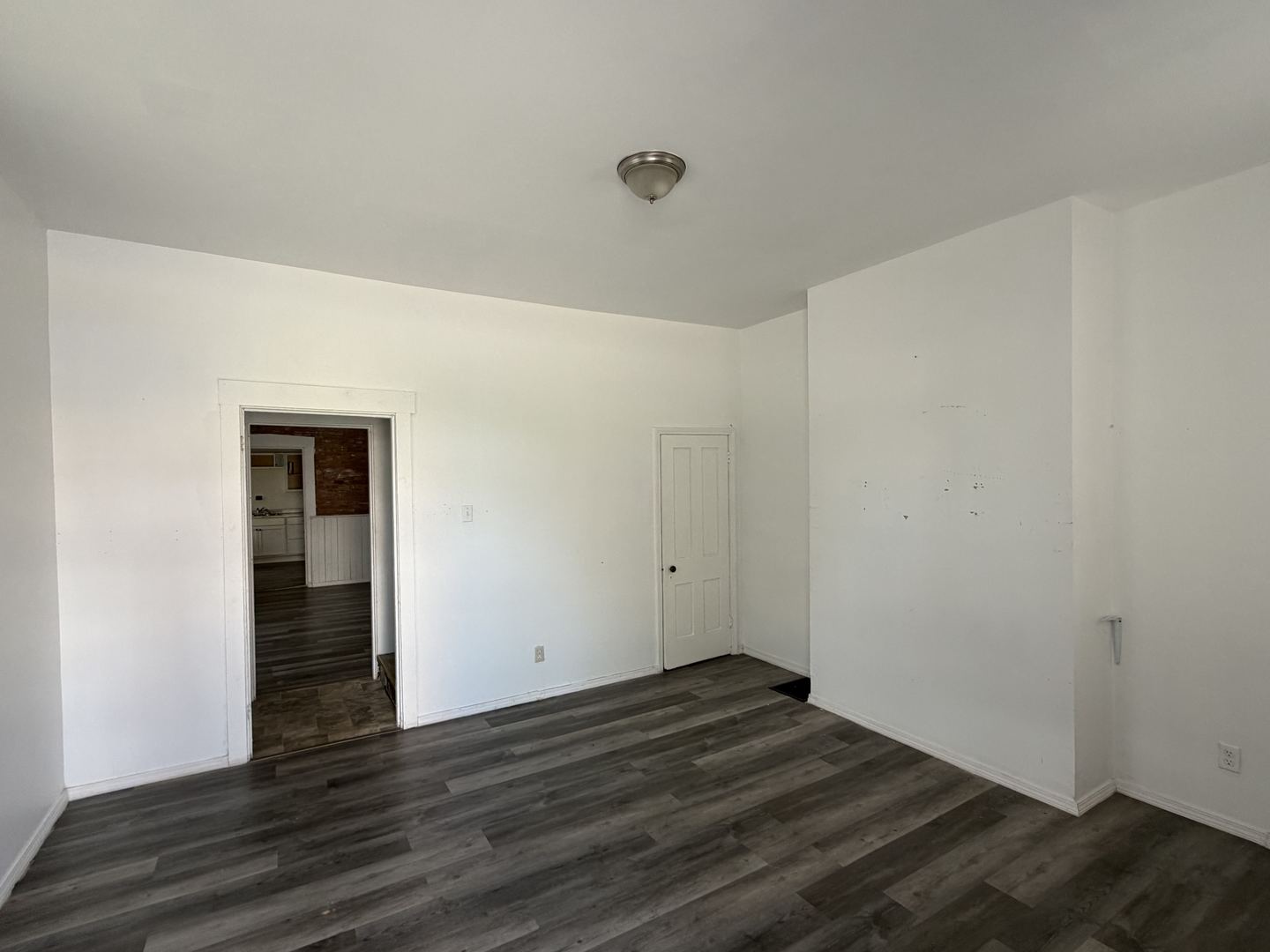 431 N 5th Street Property Photo 3