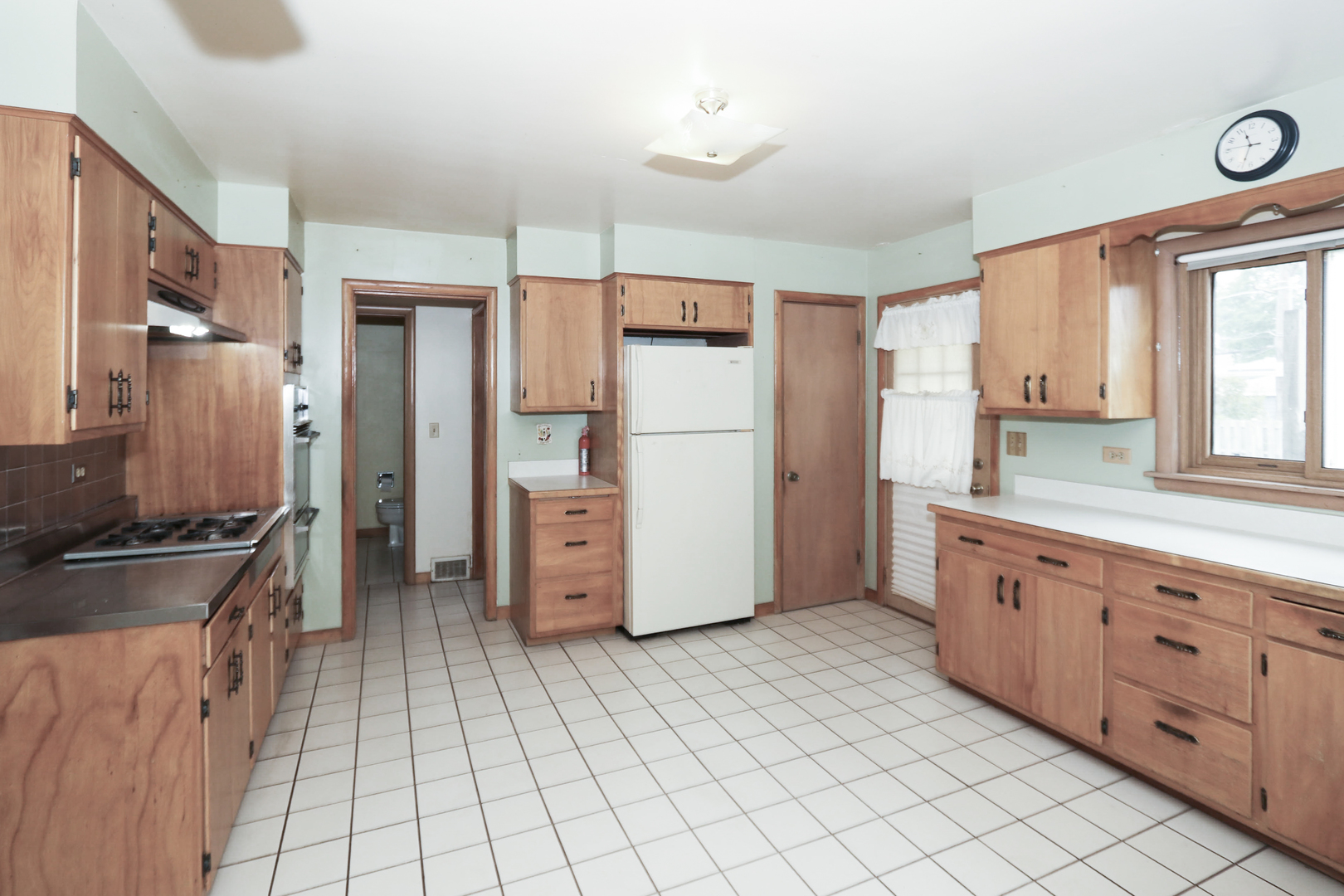 101 N Eastern Avenue Property Photo 8