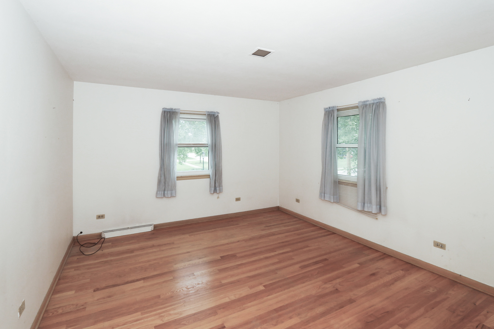 101 N Eastern Avenue Property Photo 13