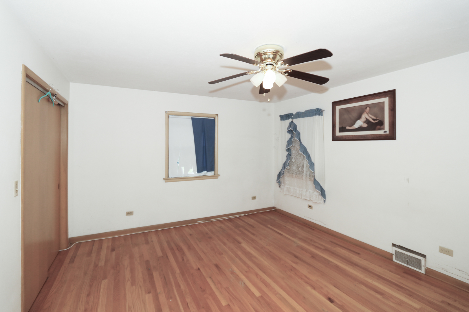 101 N Eastern Avenue Property Photo 15