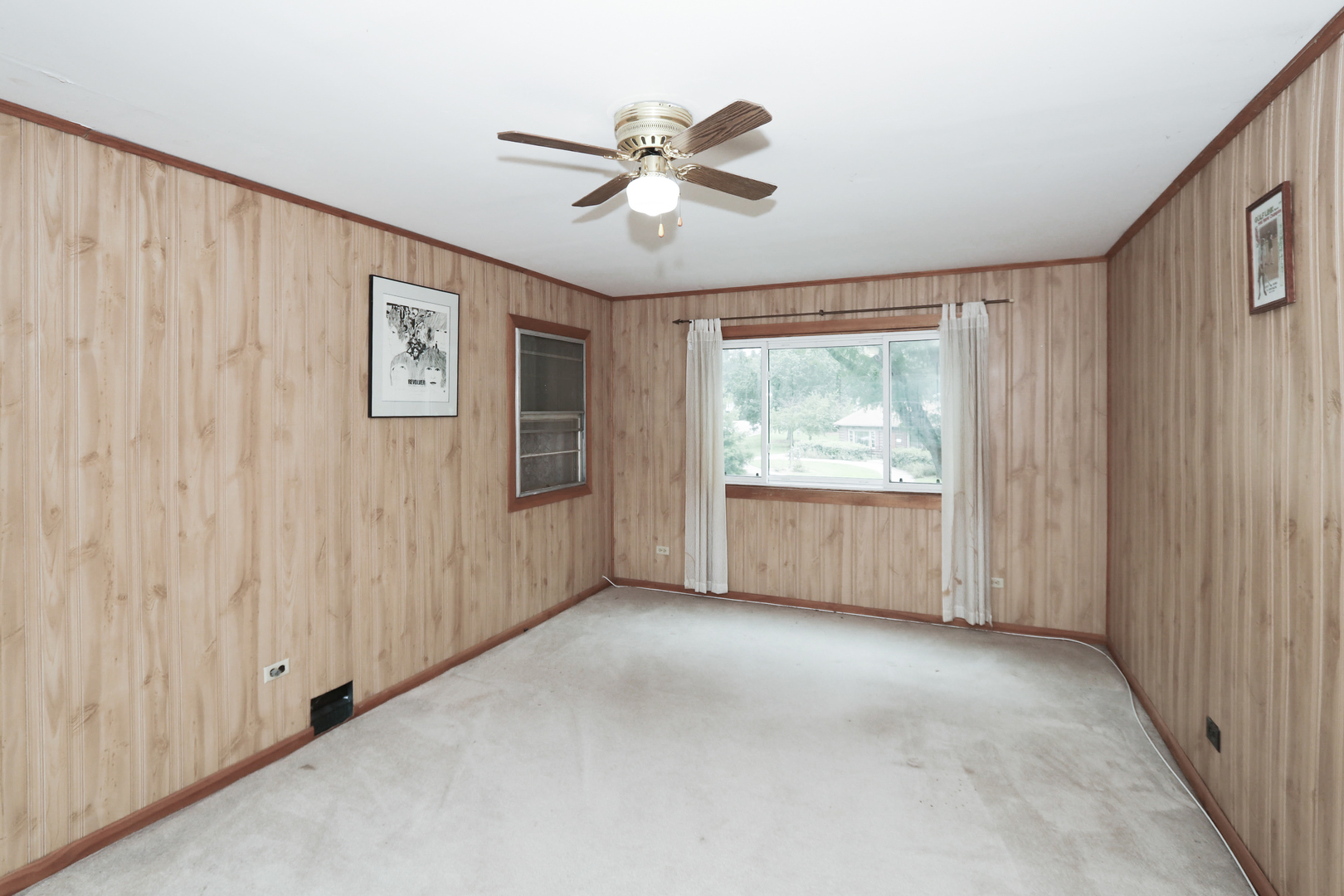 101 N Eastern Avenue Property Photo 17