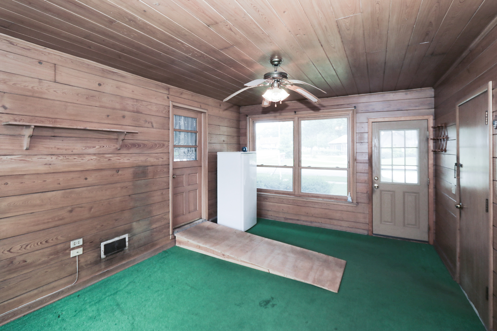 101 N Eastern Avenue Property Photo 24