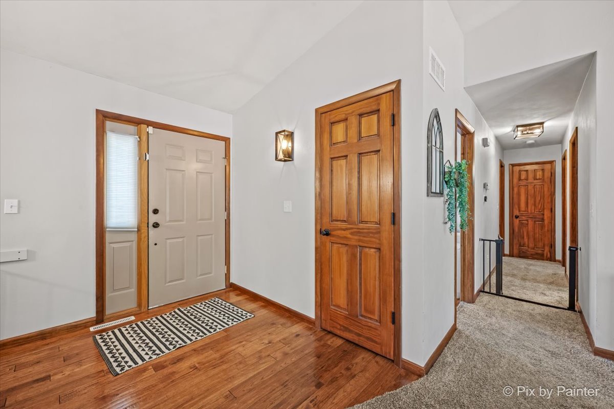 7585 Derby Close Property Photo 7