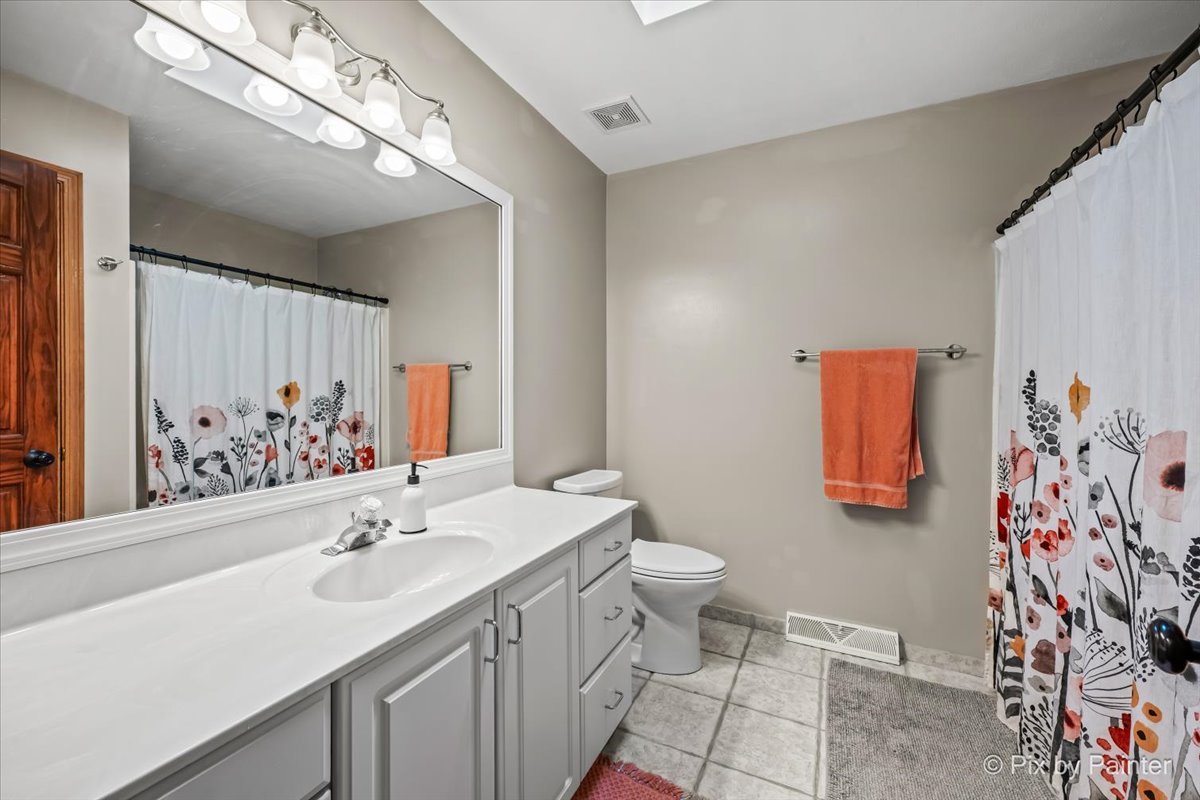 7585 Derby Close Property Photo 24