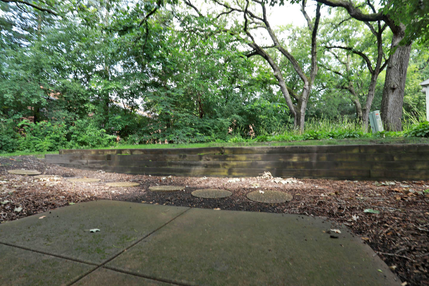 704 Shady Oaks Court Property Photo 24