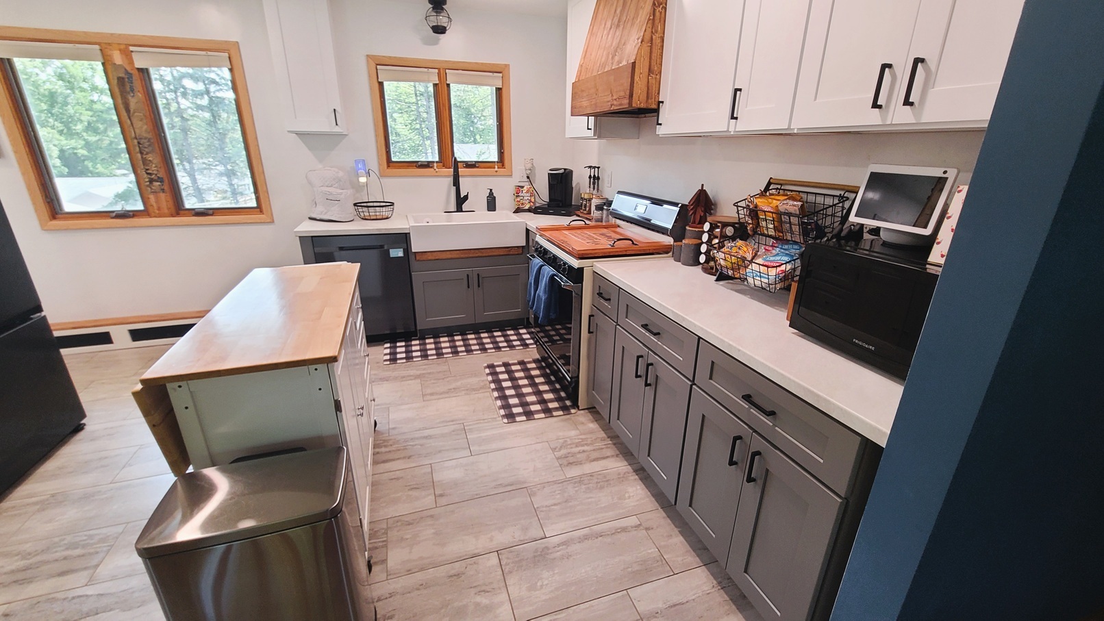 1218 Elm Place Property Photo 4