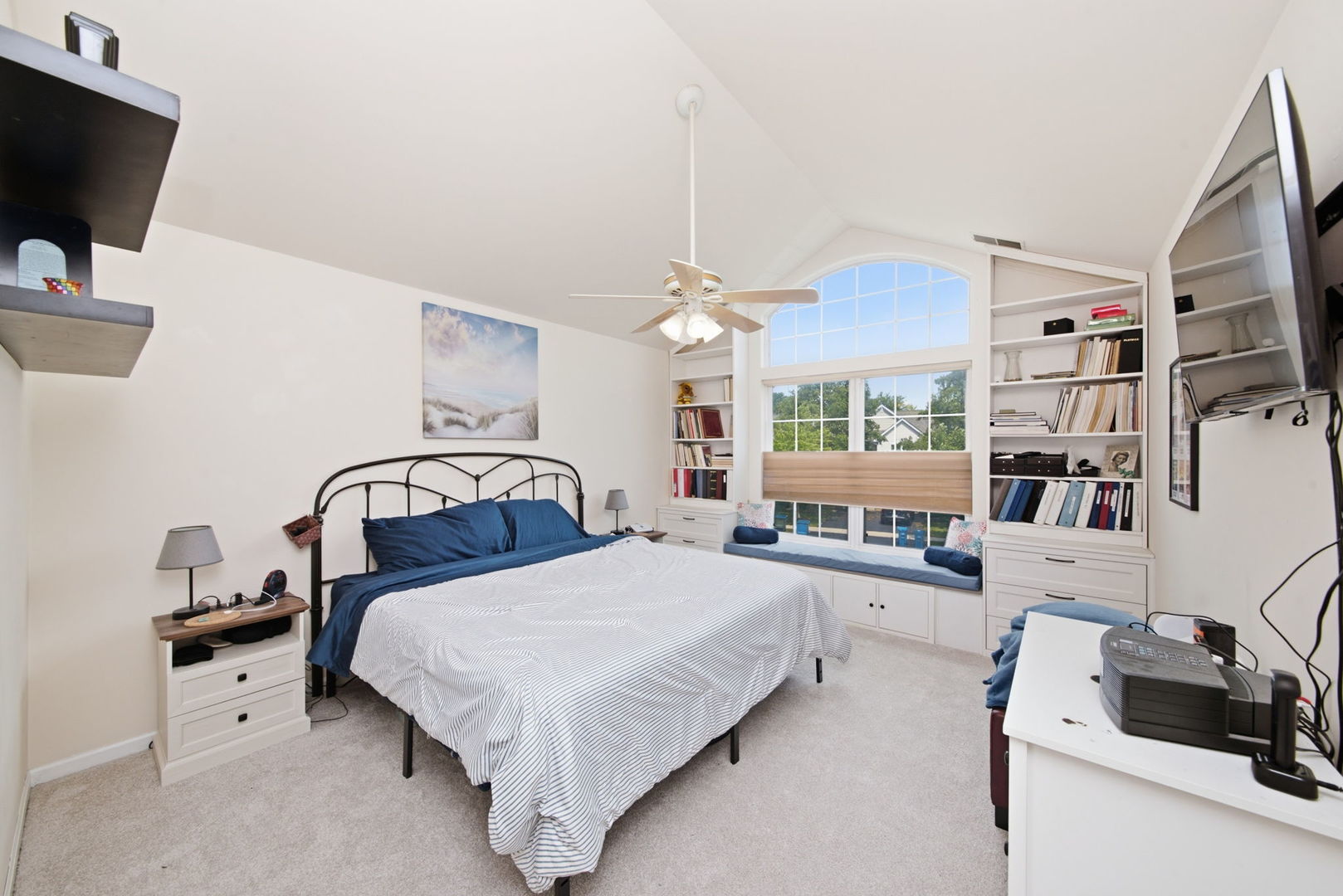 3069 Autumn Lake Drive Property Photo 13