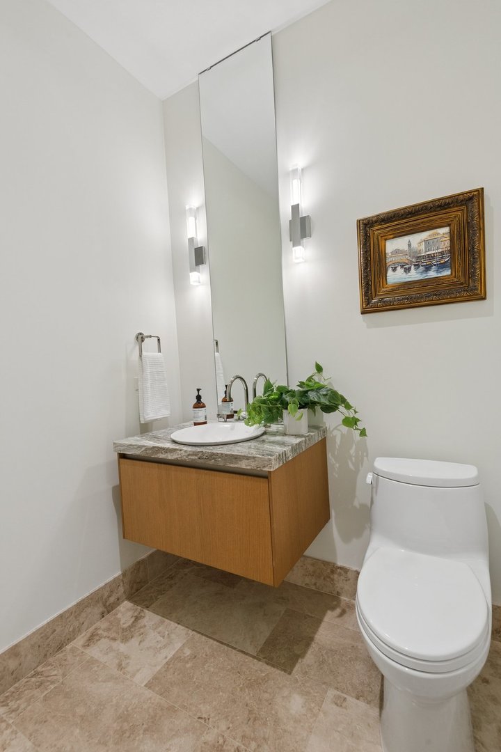 363 E Wacker Drive 4209 Property Photo 11