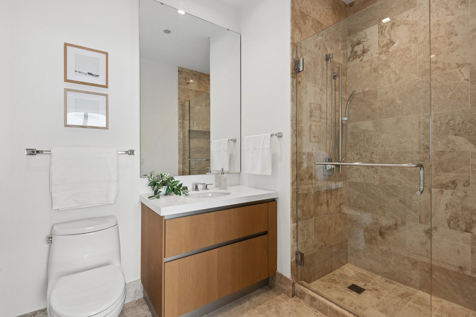 363 E Wacker Drive 4209 Property Photo 16