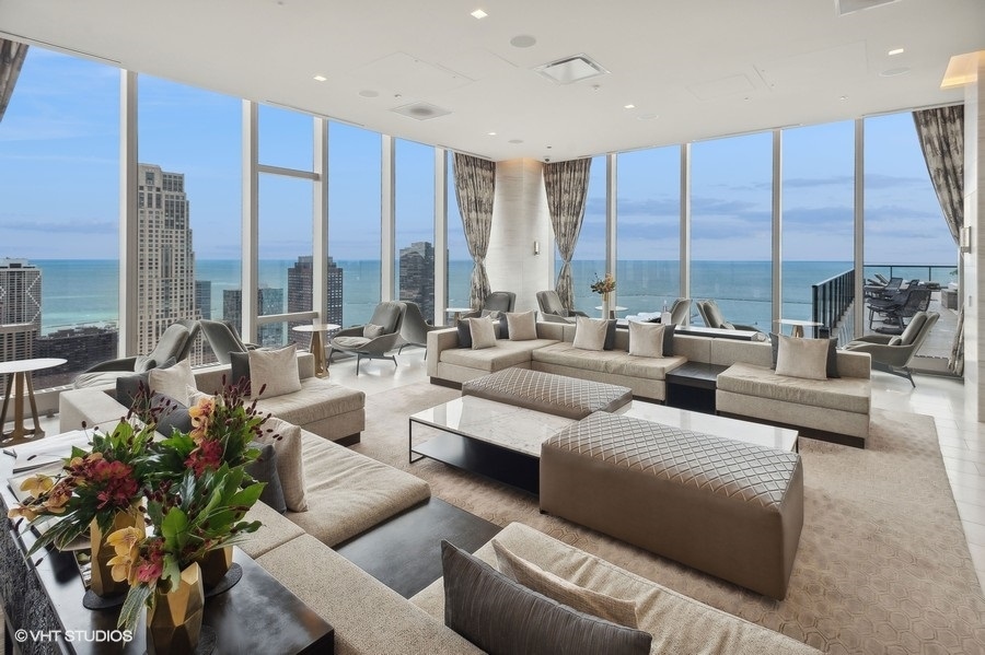 363 E Wacker Drive 4209 Property Photo 21