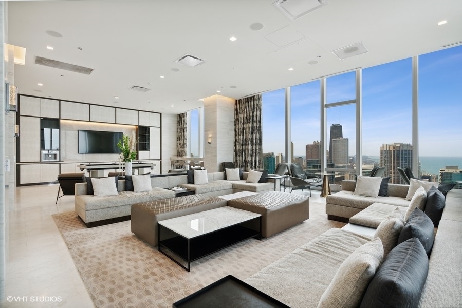 363 E Wacker Drive 4209 Property Photo 23