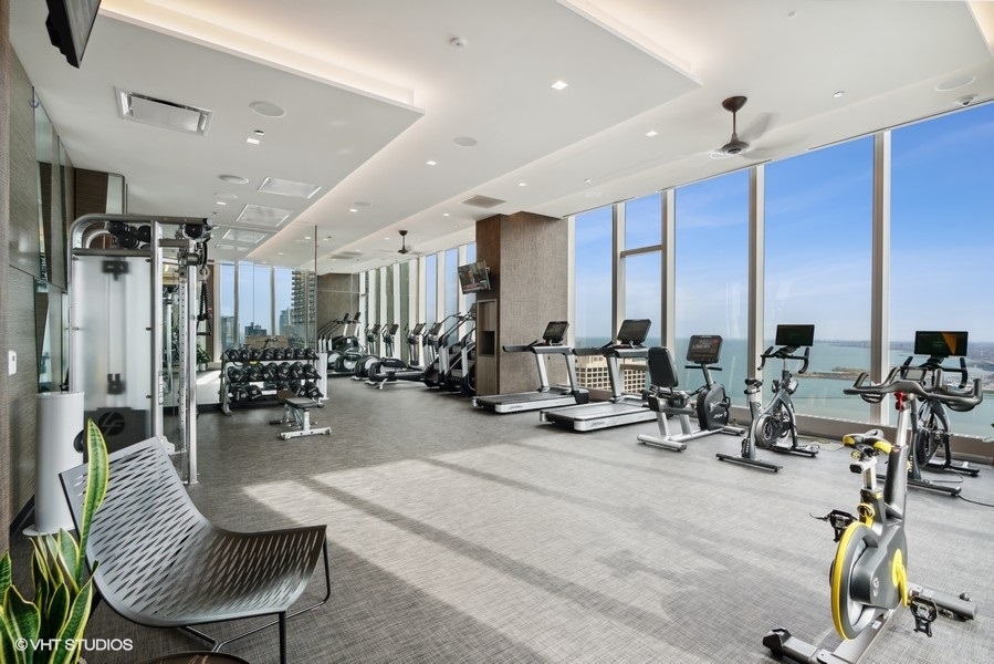 363 E Wacker Drive 4209 Property Photo 27