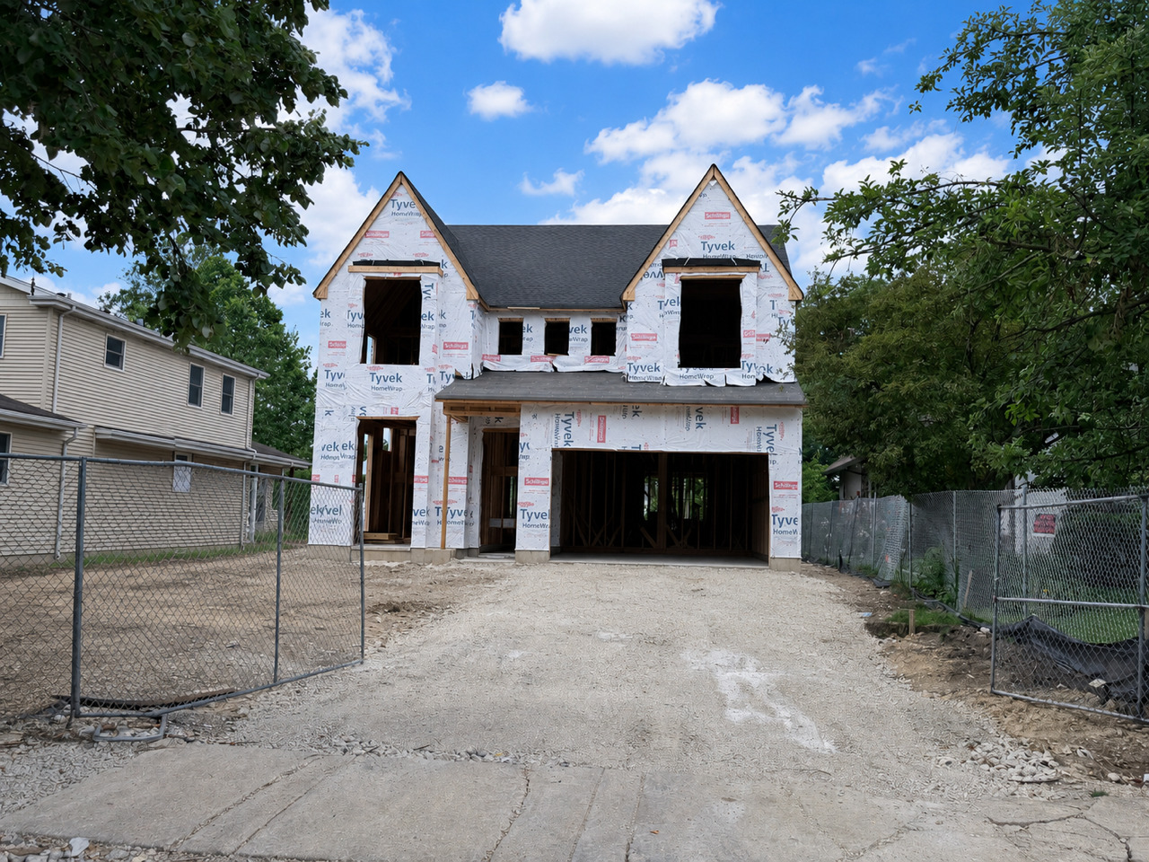 220 N Geneva Avenue Property Photo