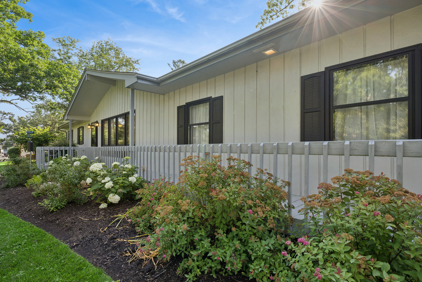 2824 Red Barn Road Property Photo 3