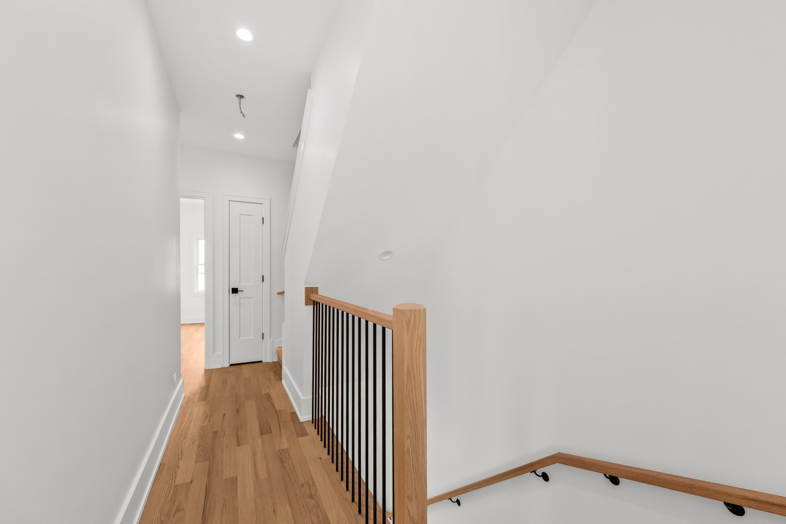 708 E 41 Street Property Photo 34