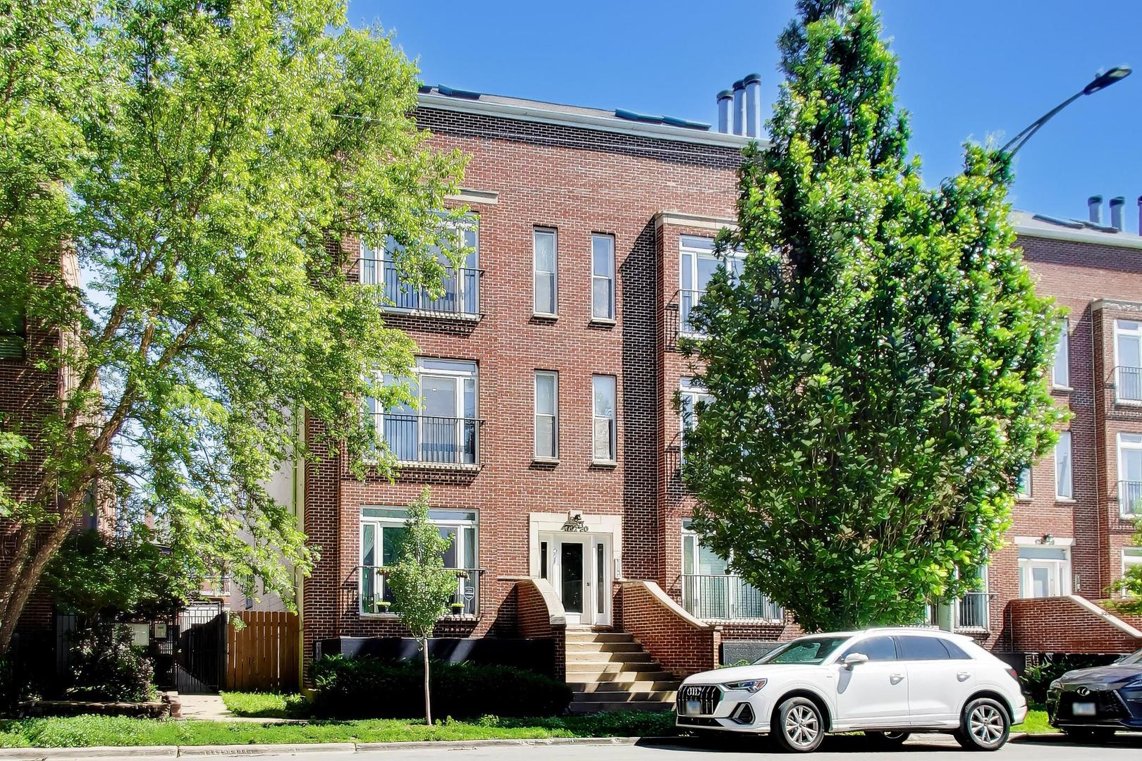 1732 W Diversey Parkway 2w Property Photo 1