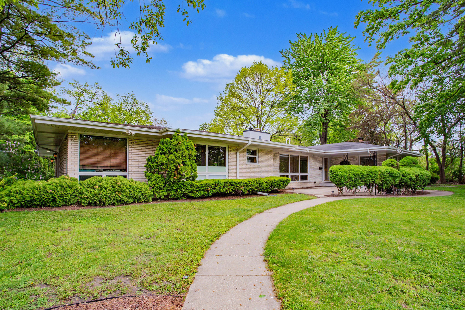 6503 N Longmeadow Avenue Property Photo 1