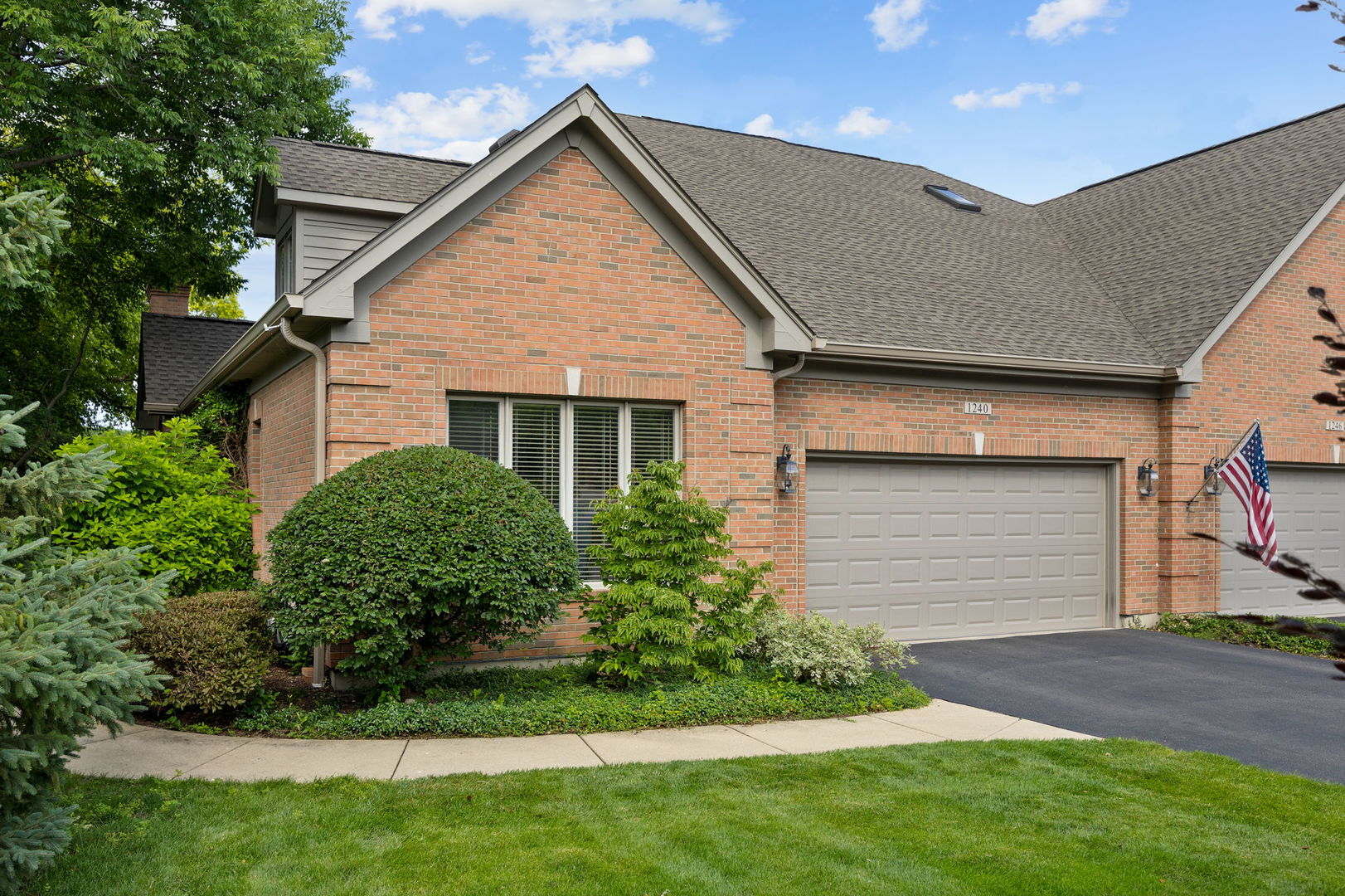 1240 Willowgate Lane Property Photo 4