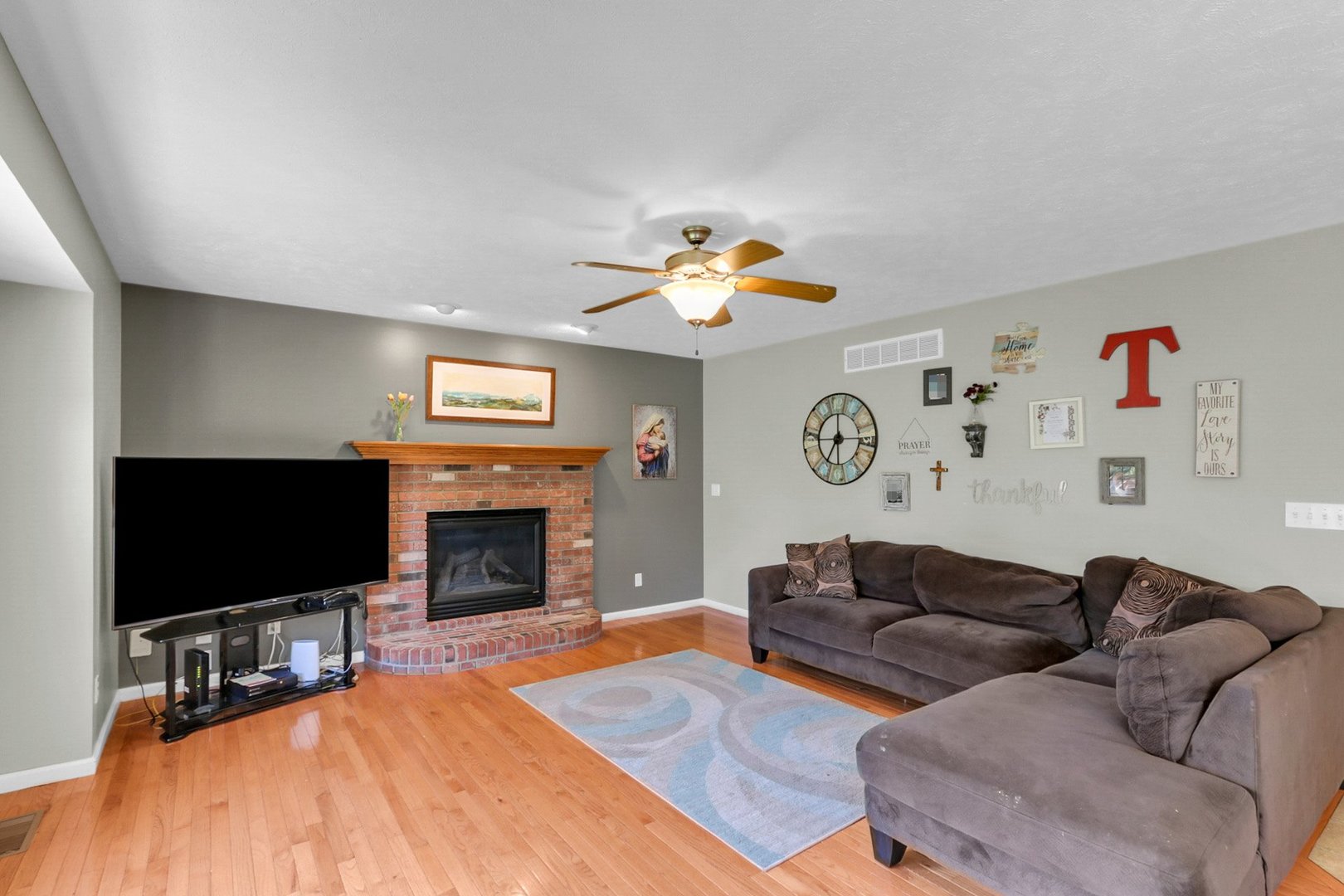 210 Goldenrod Drive Property Photo 3