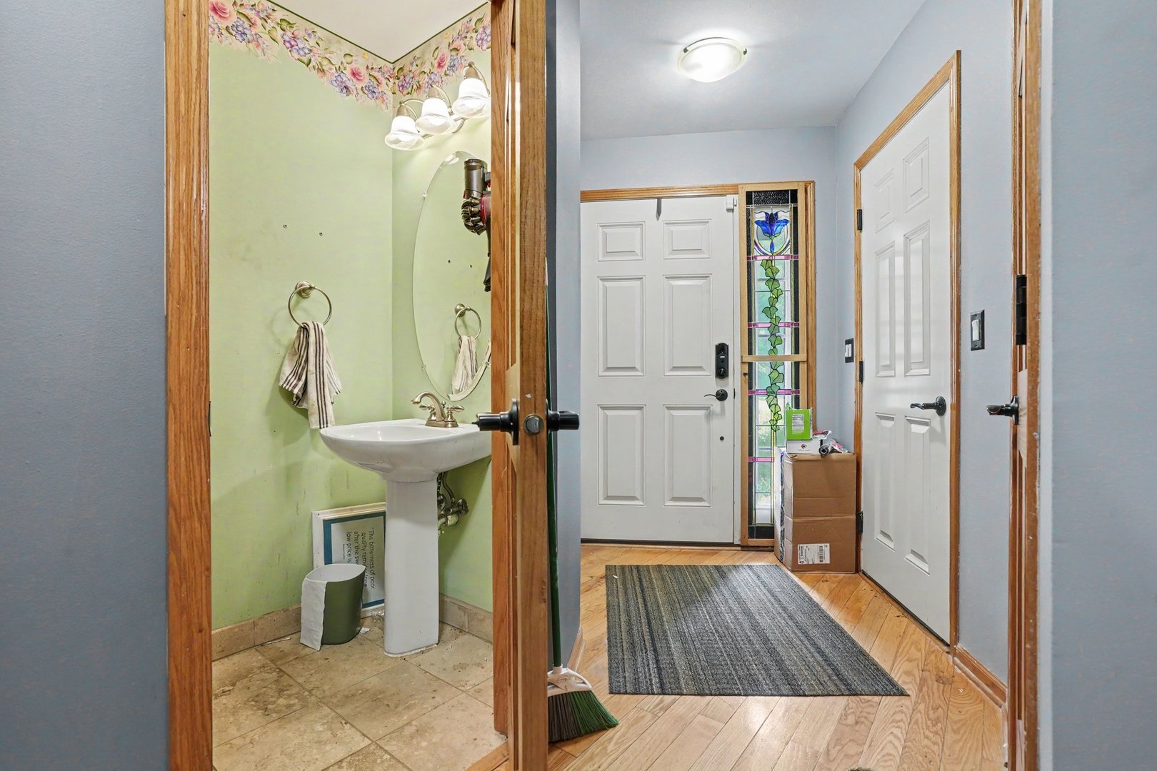 1724 Court Street Property Photo 12