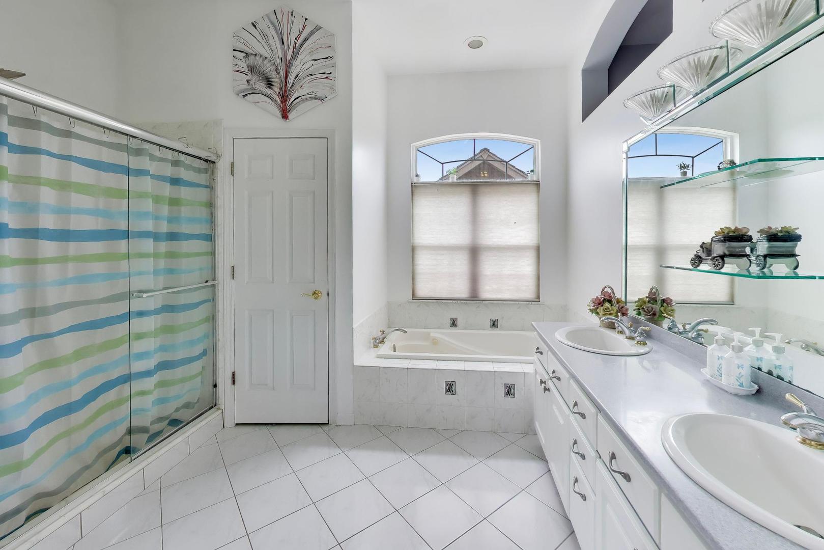 8303 Appaloosa Lane Property Photo 16