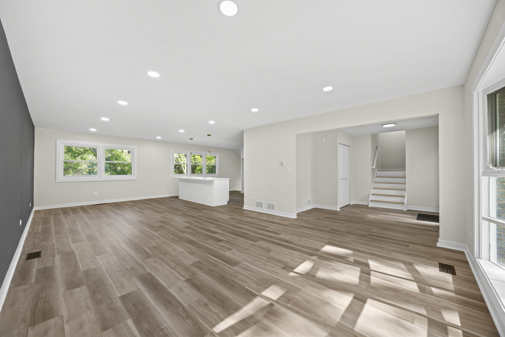 123 Kainer Avenue Property Photo 10