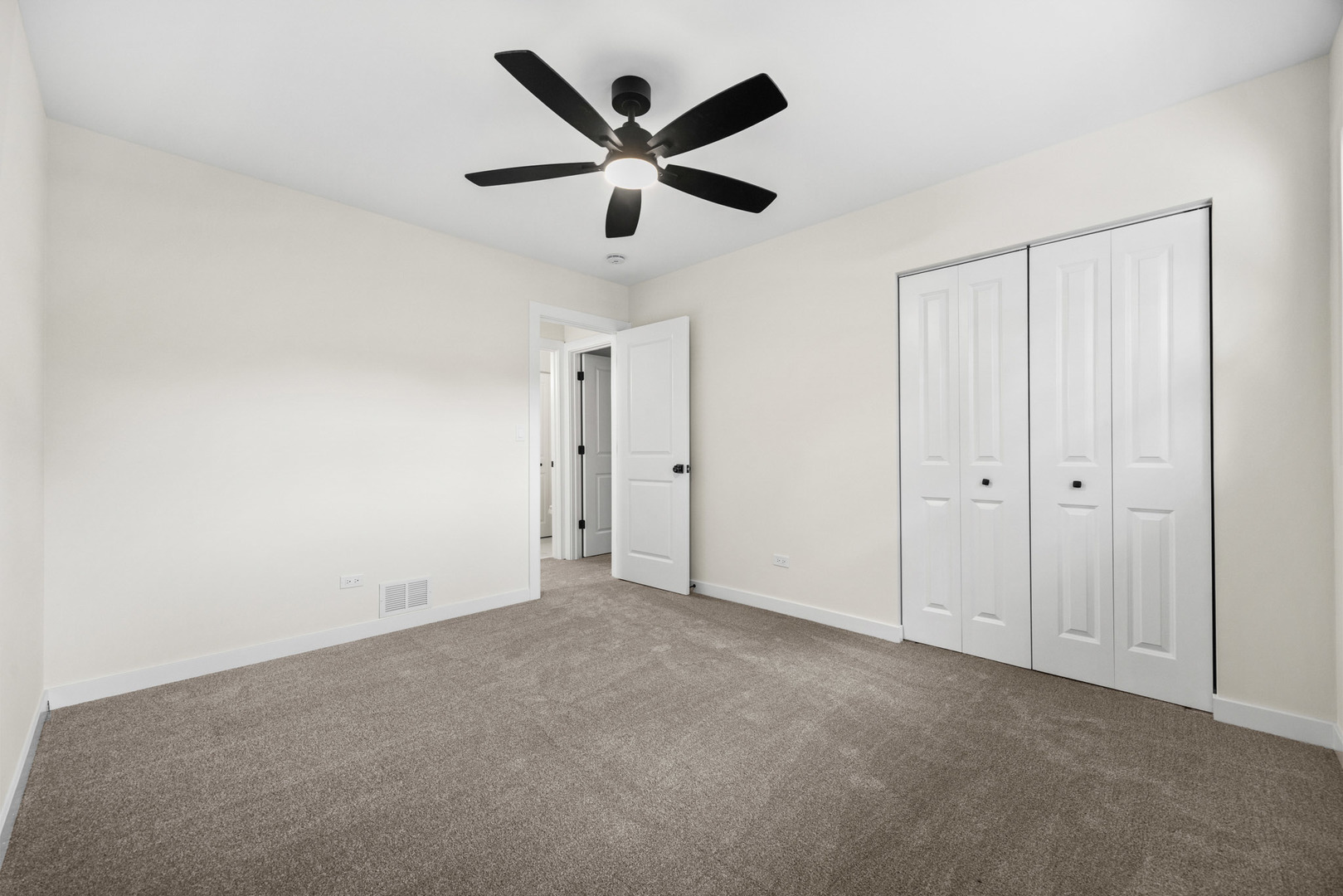 123 Kainer Avenue Property Photo 27