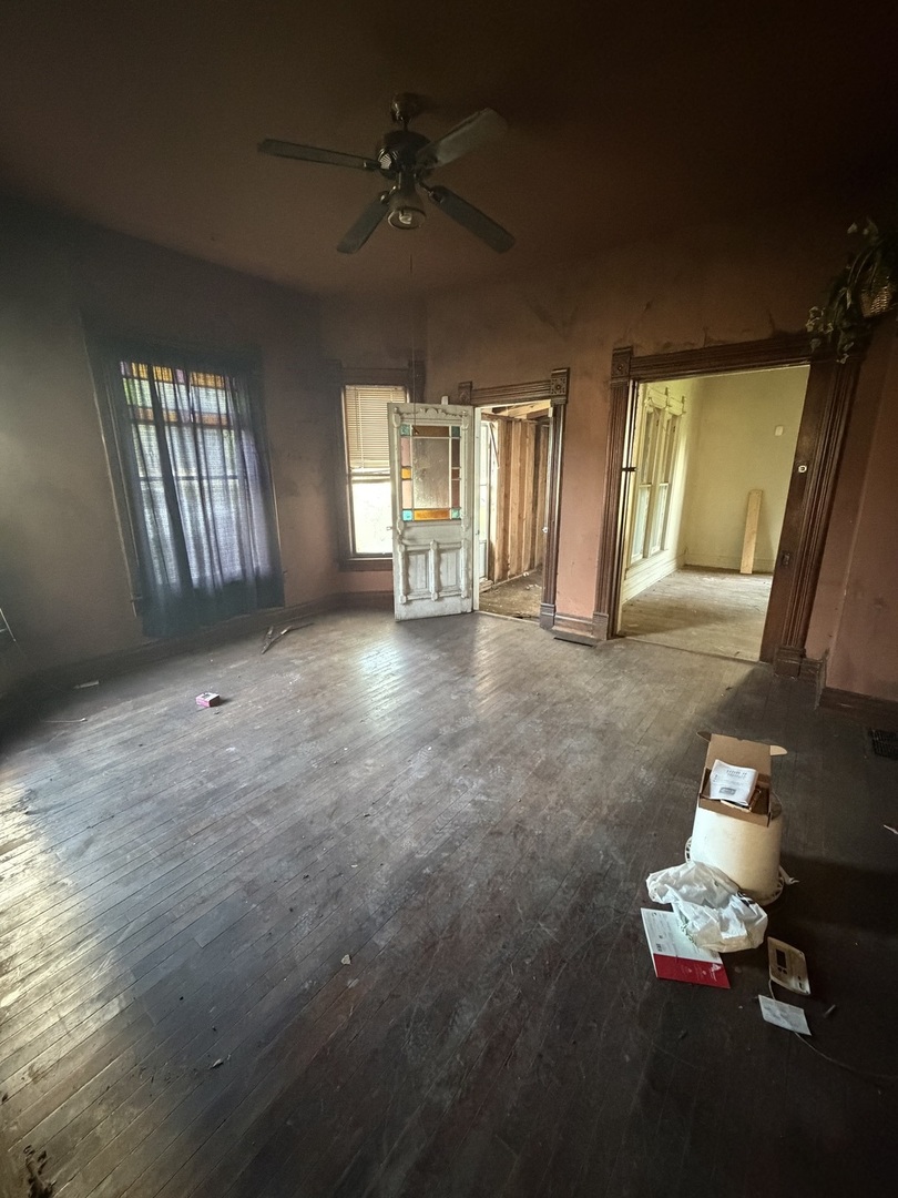 207 S Railroad Street Property Photo 7