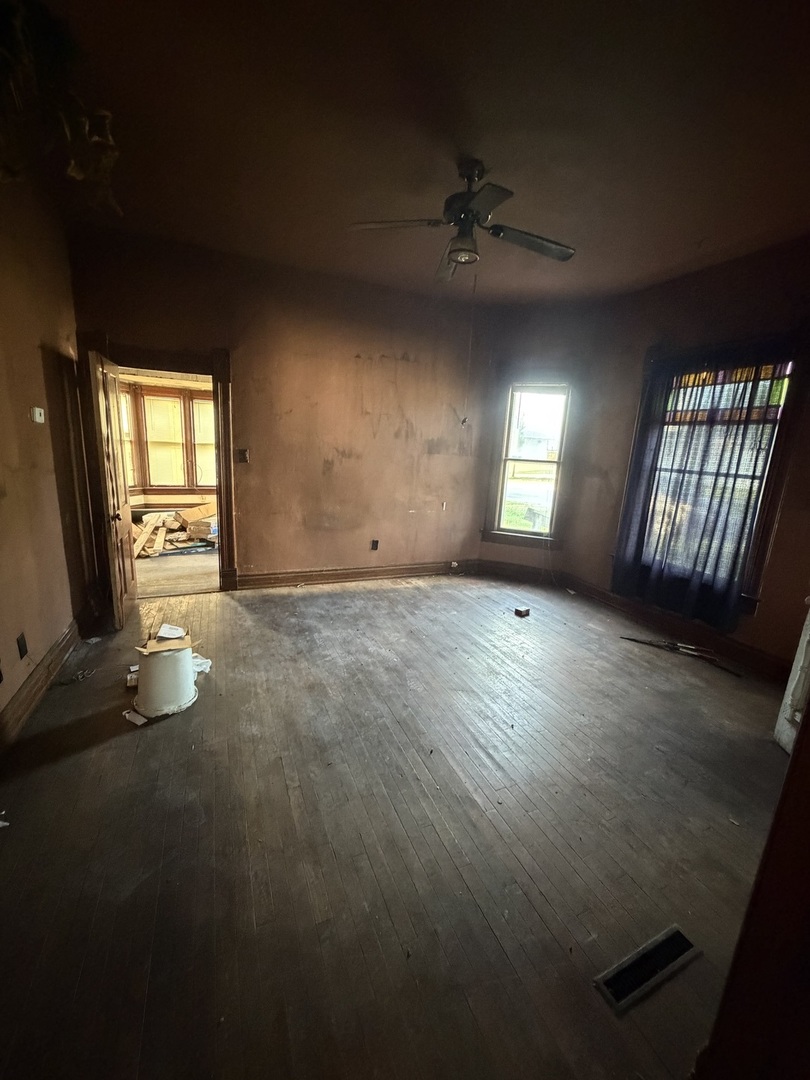 207 S Railroad Street Property Photo 10
