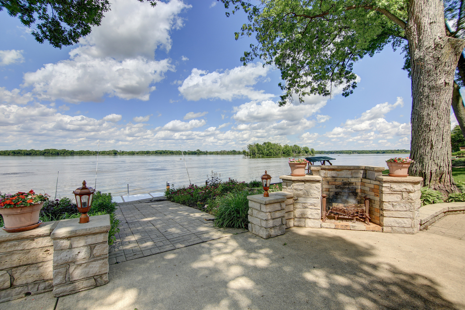 701 Hill Drive Property Photo 16
