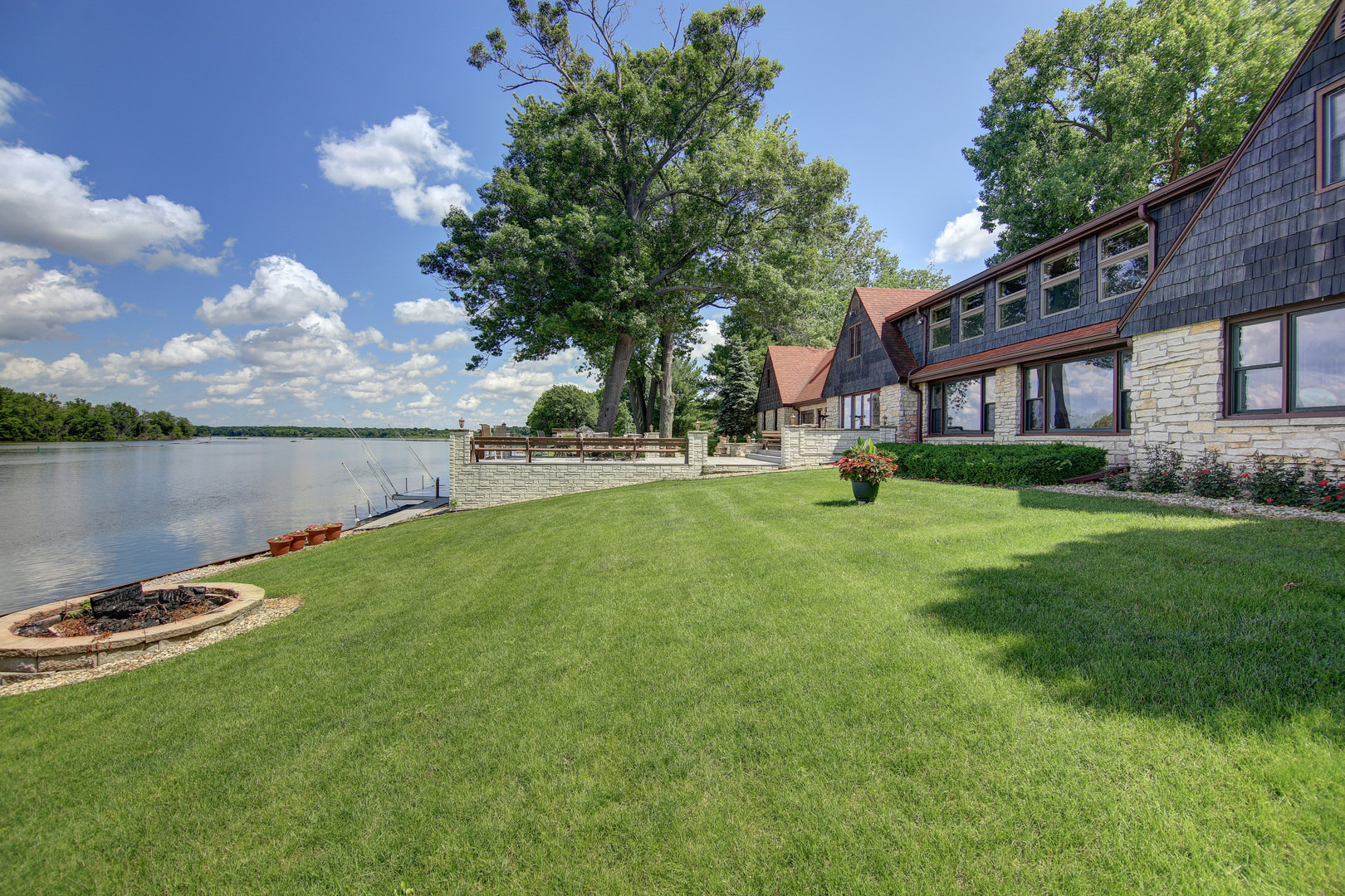 701 Hill Drive Property Photo 17