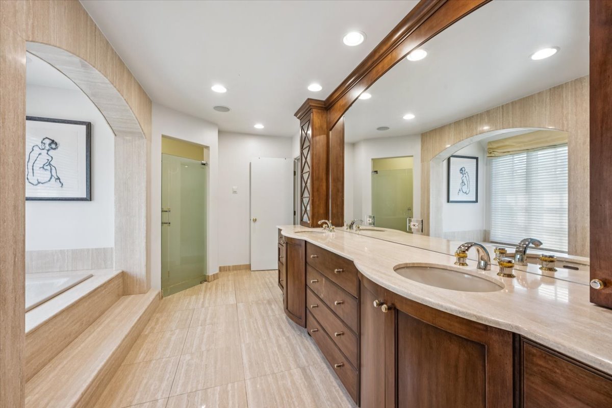 2311 Burr Oak Property Photo 30