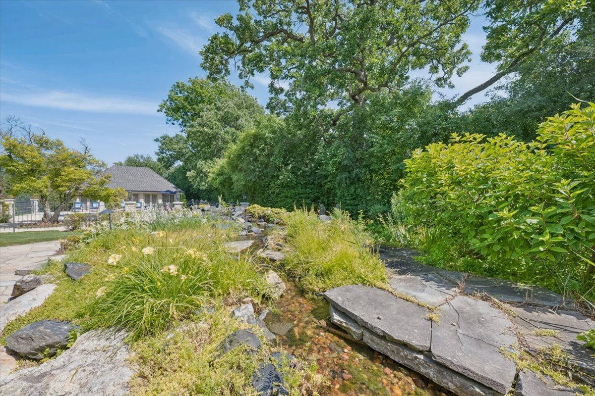 2311 Burr Oak Property Photo 54