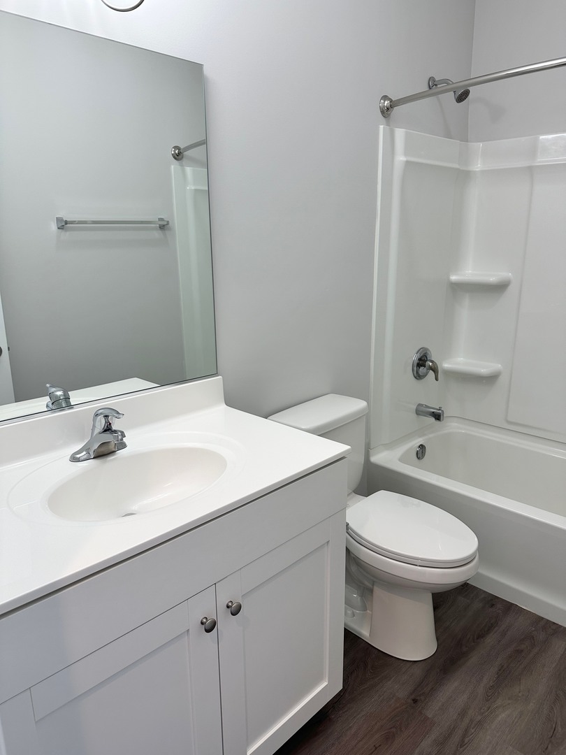 855 E Main Street 3f Property Photo 10