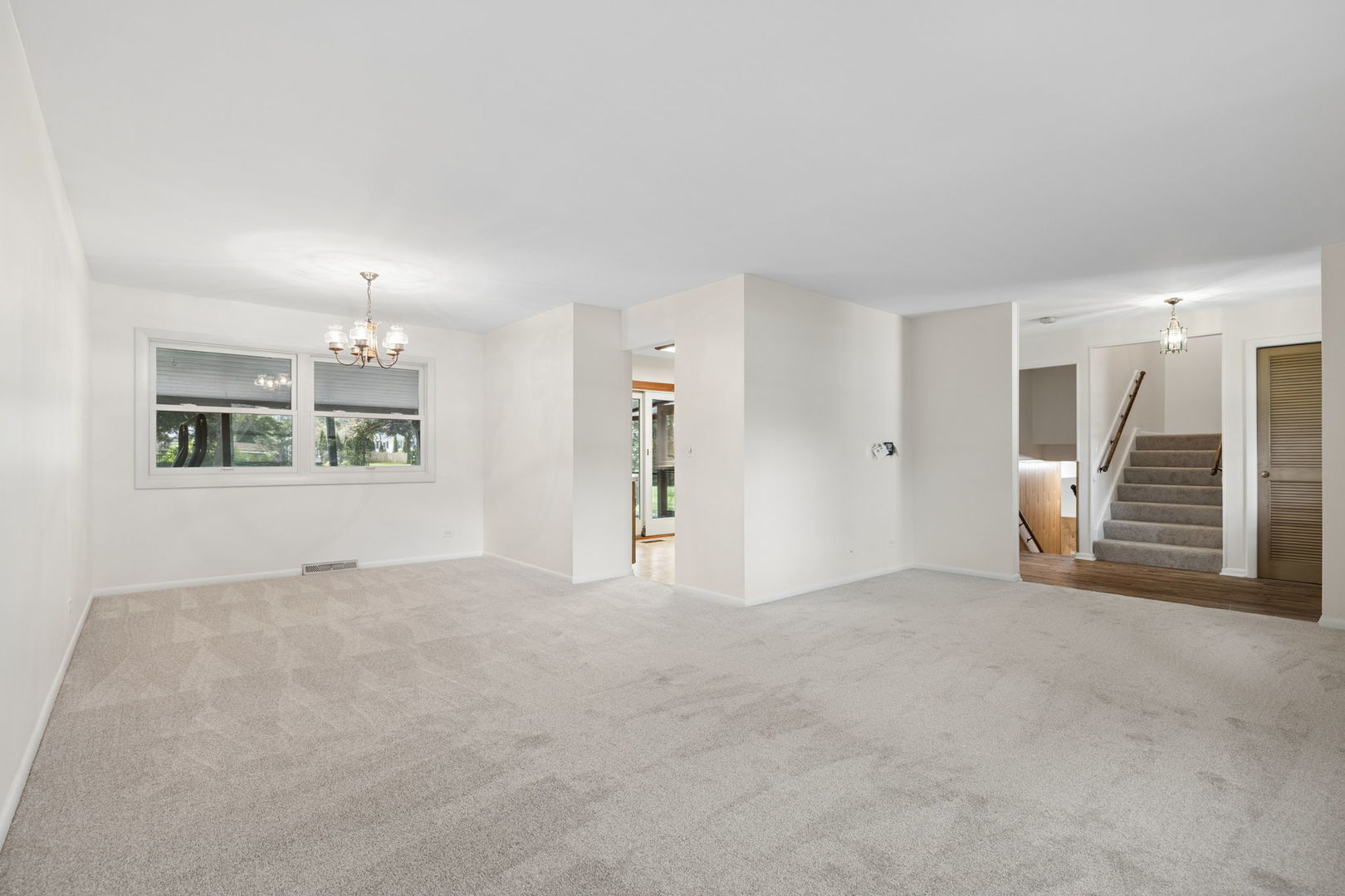 5845 Lenox Road Property Photo 2