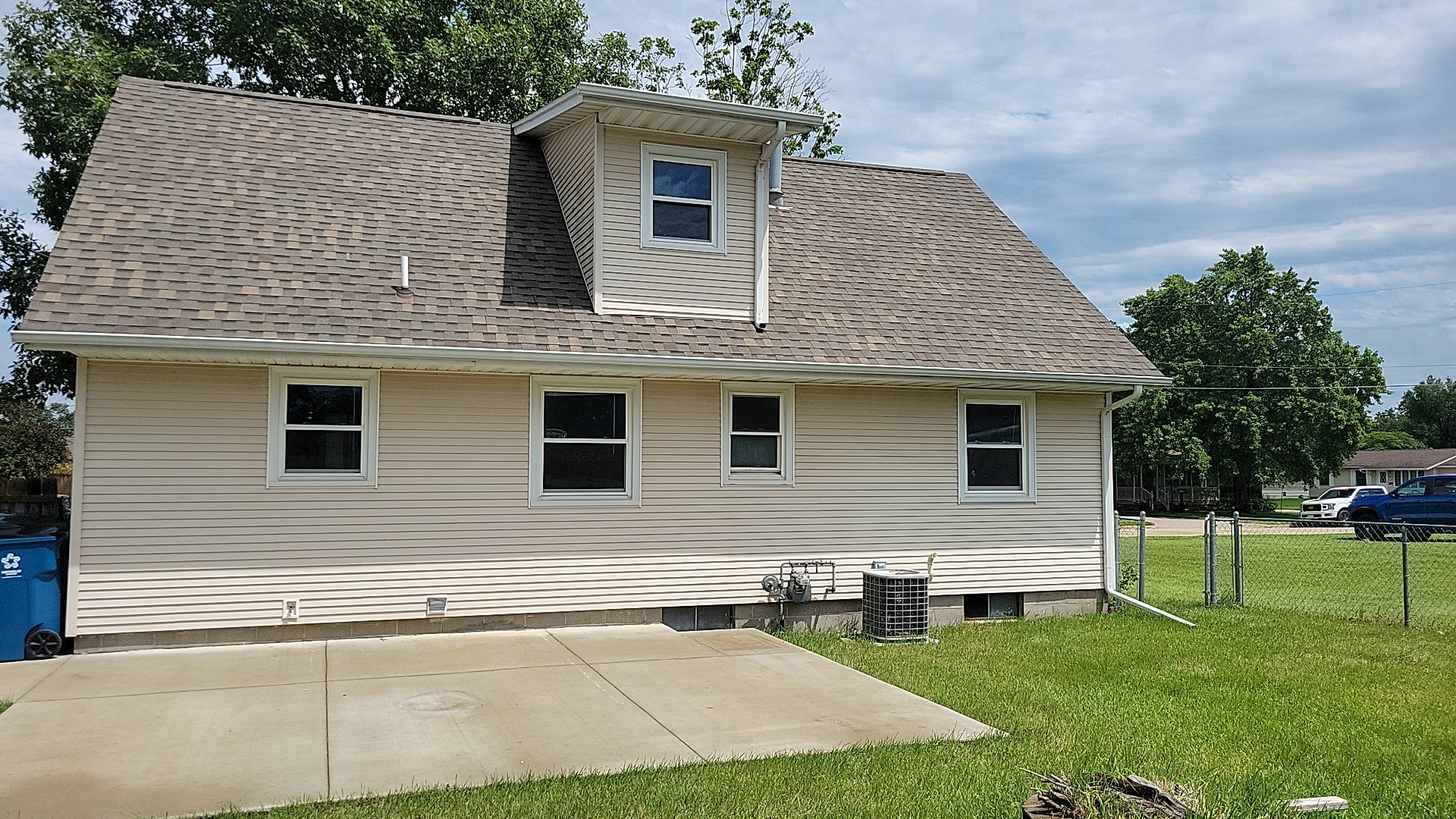 1427 Woods Avenue Property Photo 5