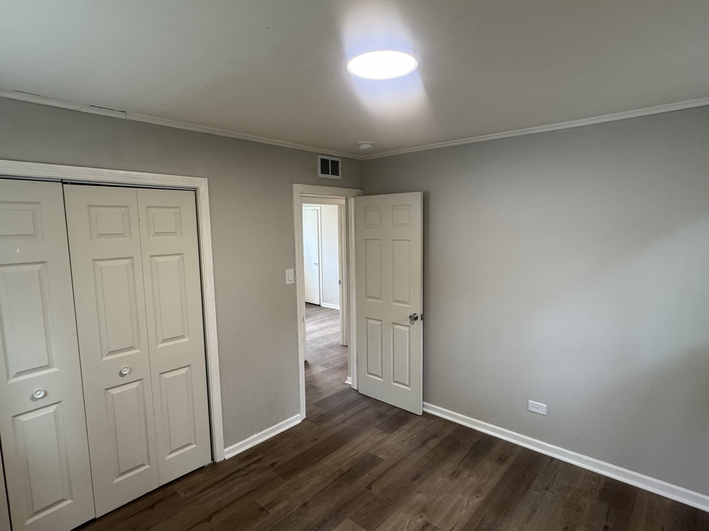 14428 University Avenue Property Photo 7