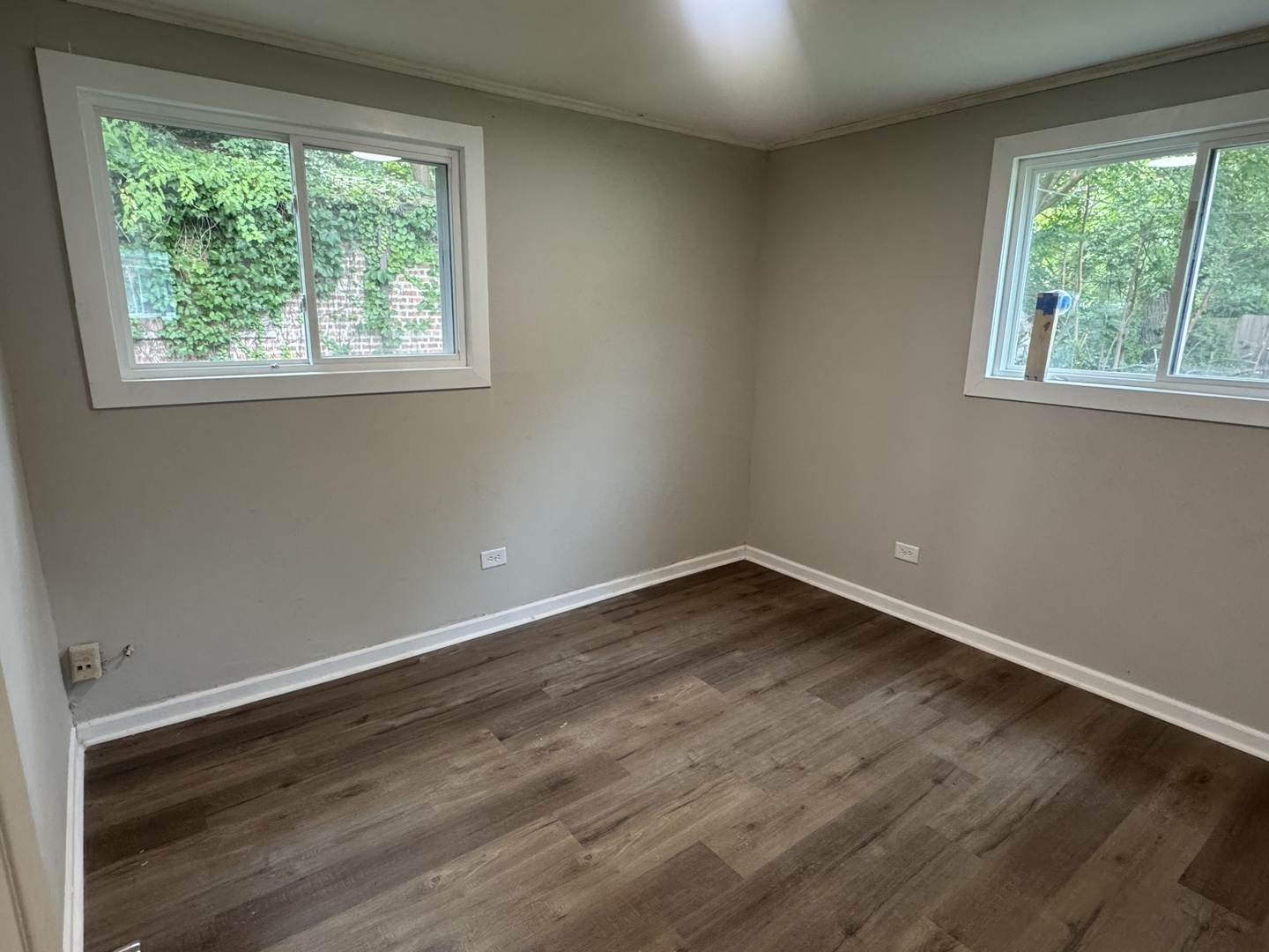 14428 University Avenue Property Photo 8