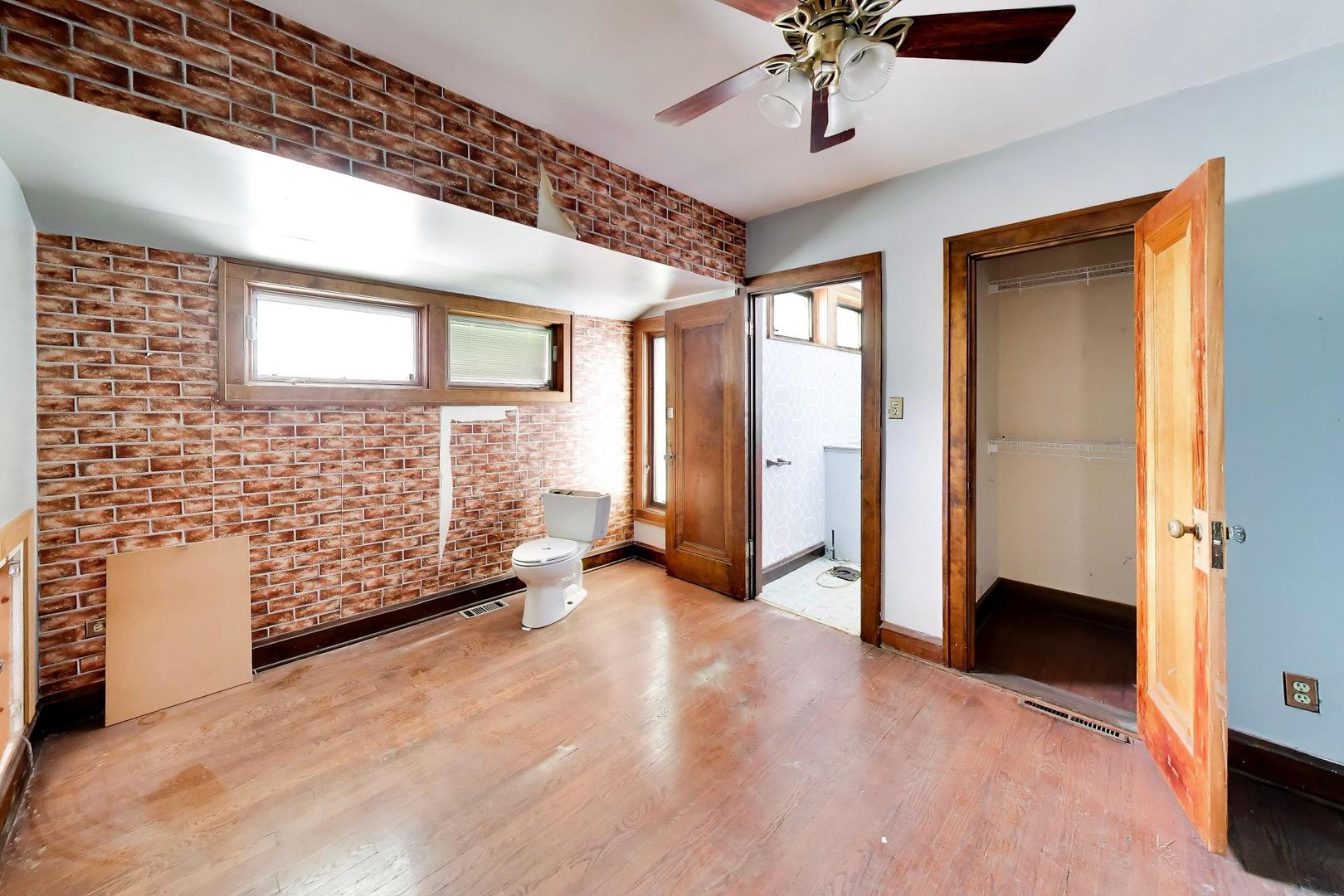 2451 Maple Street Property Photo 15