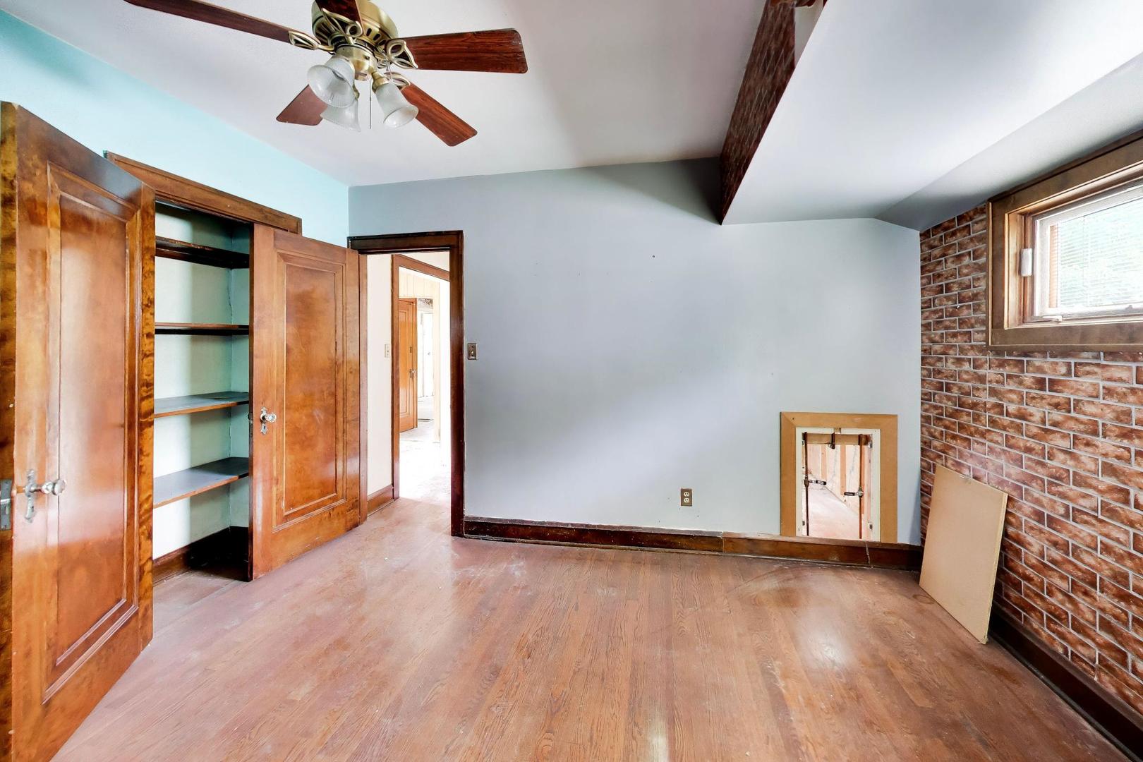 2451 Maple Street Property Photo 16