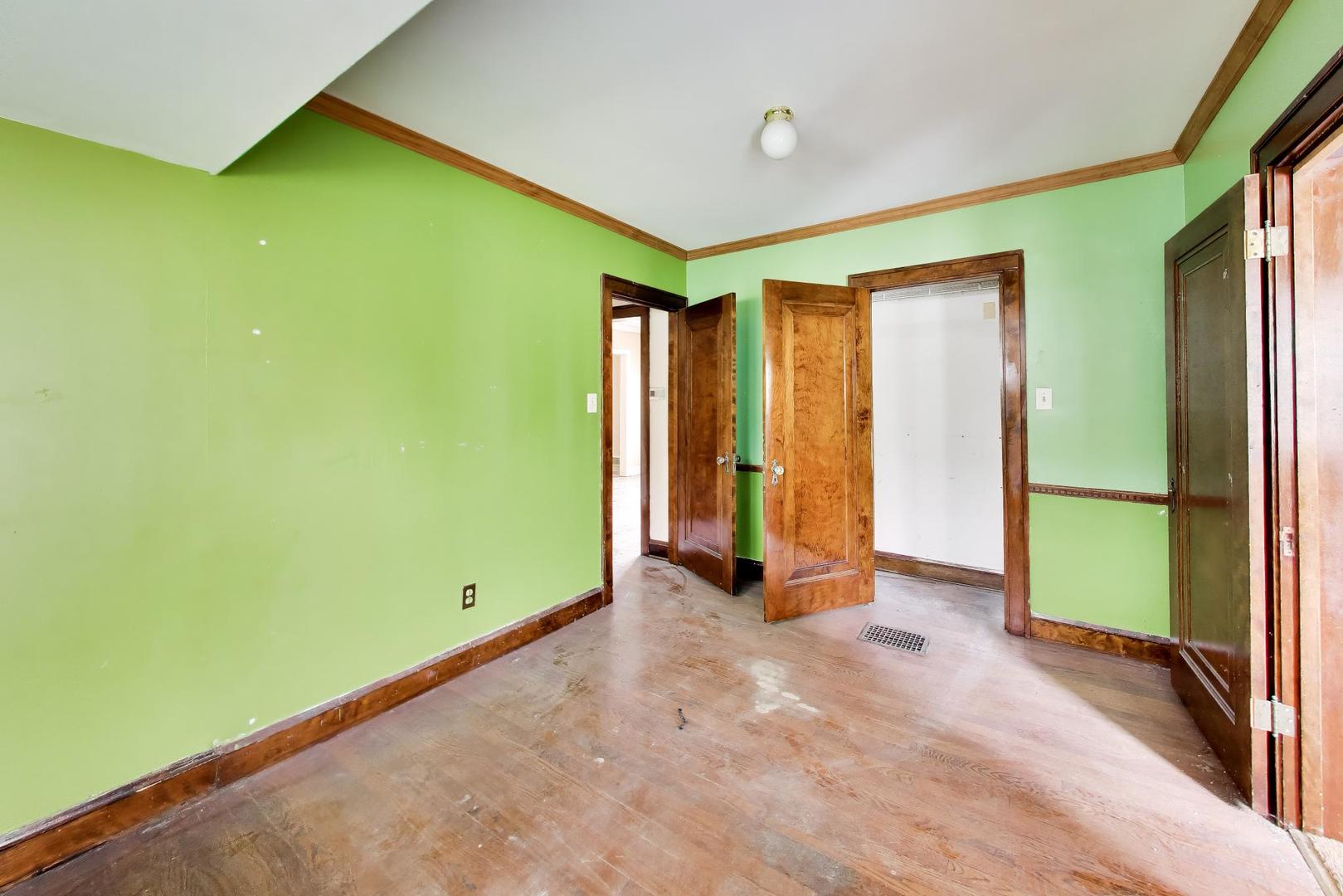 2451 Maple Street Property Photo 19