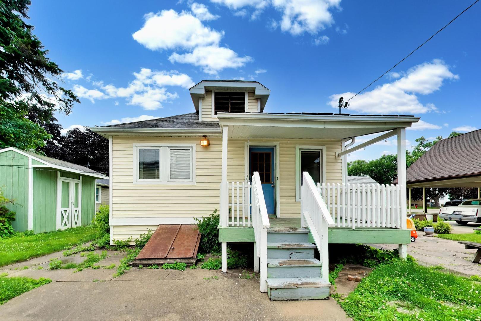2451 Maple Street Property Photo 25