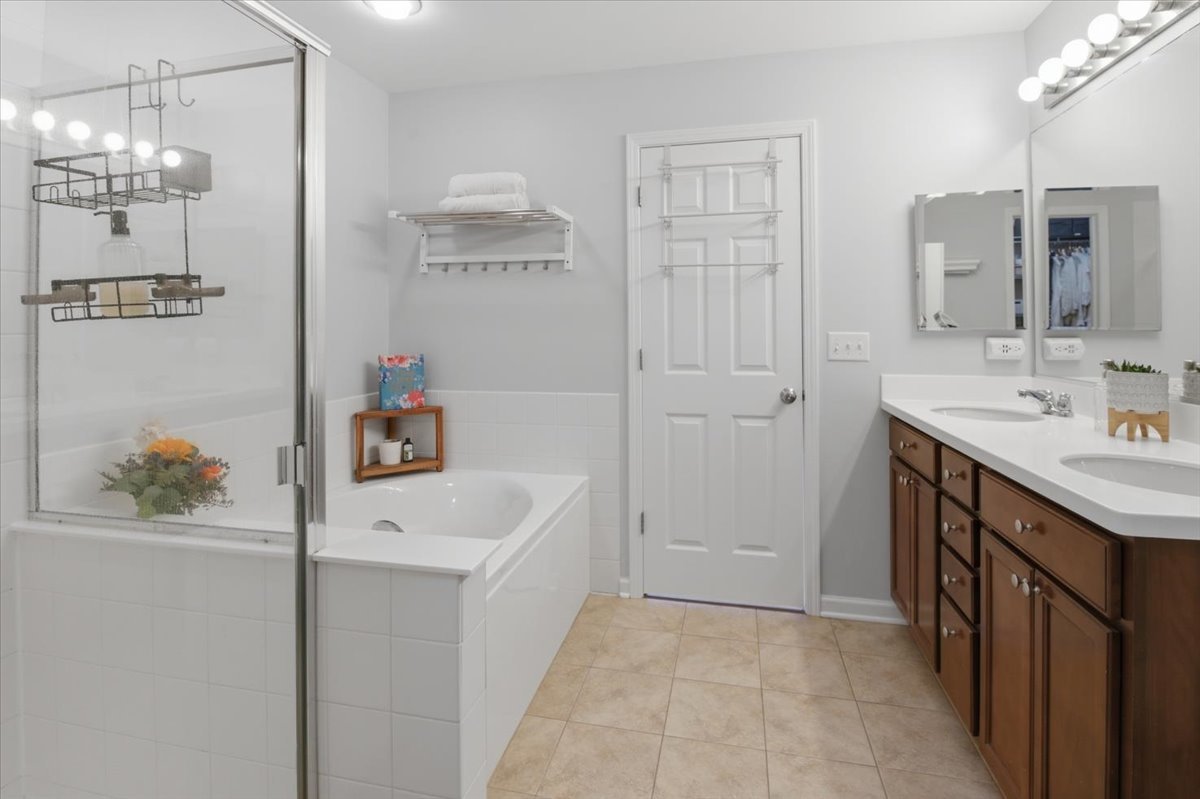 163 Easton Drive Property Photo 24