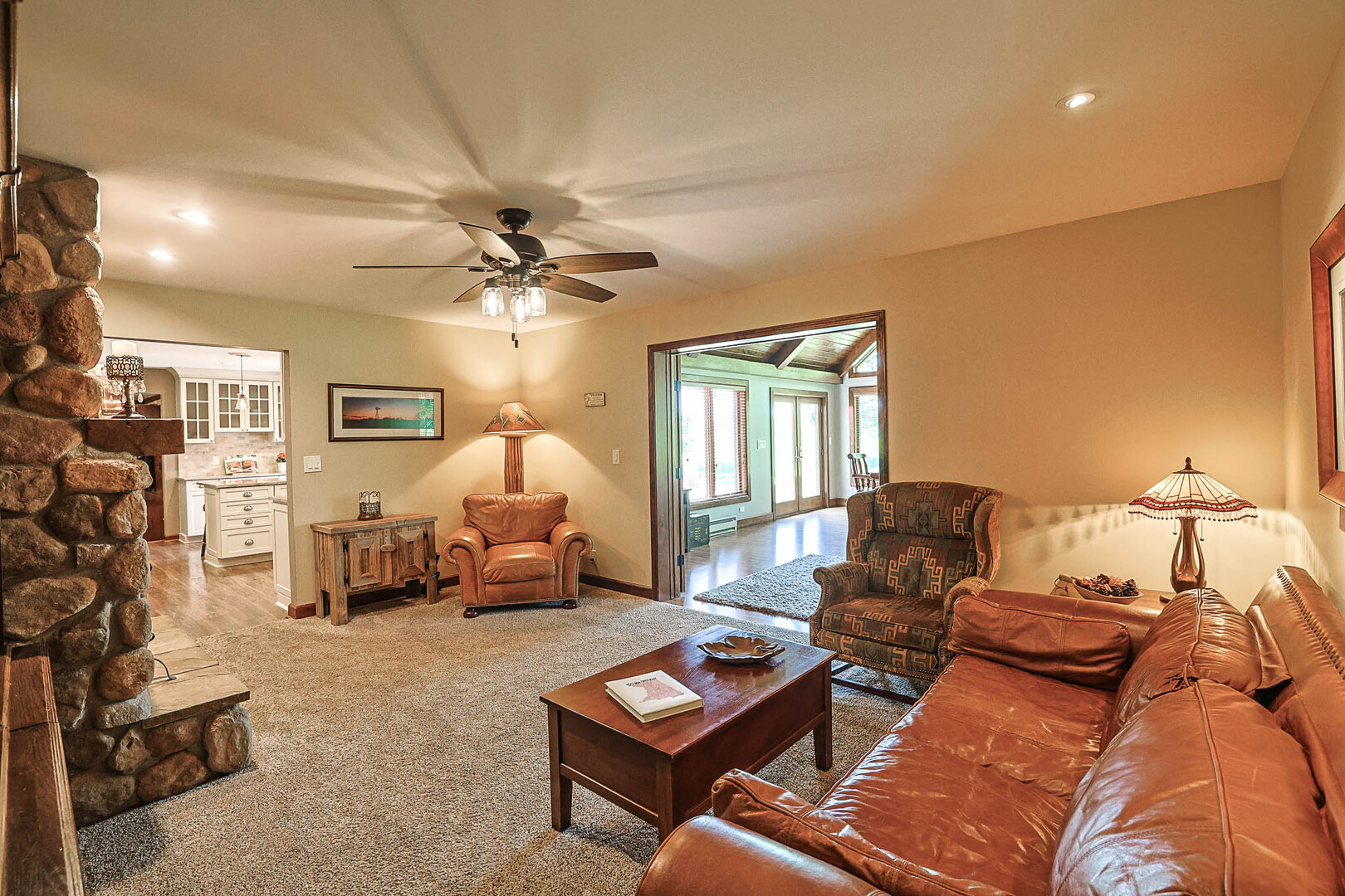 3s654 Terrace Drive Property Photo 13