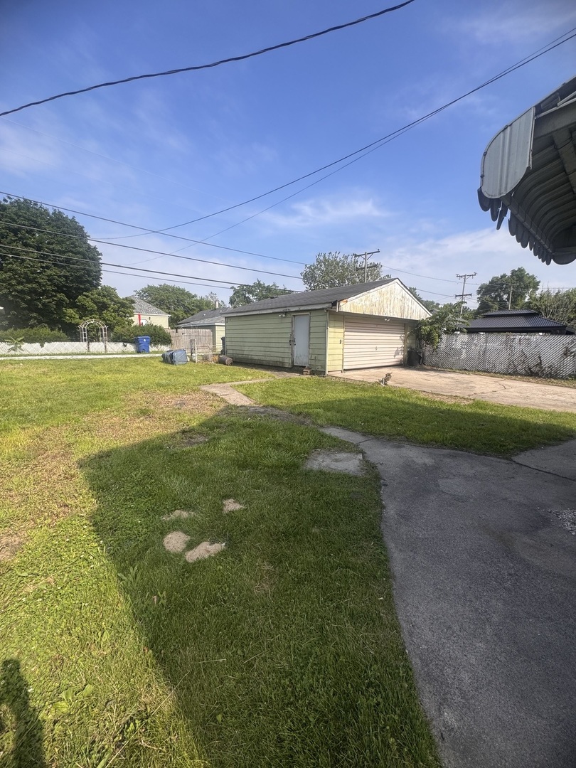 14035 S Green Bay Property Photo 6