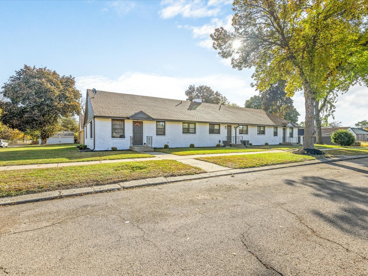 820 Cottage Grove Avenue Property Photo 3