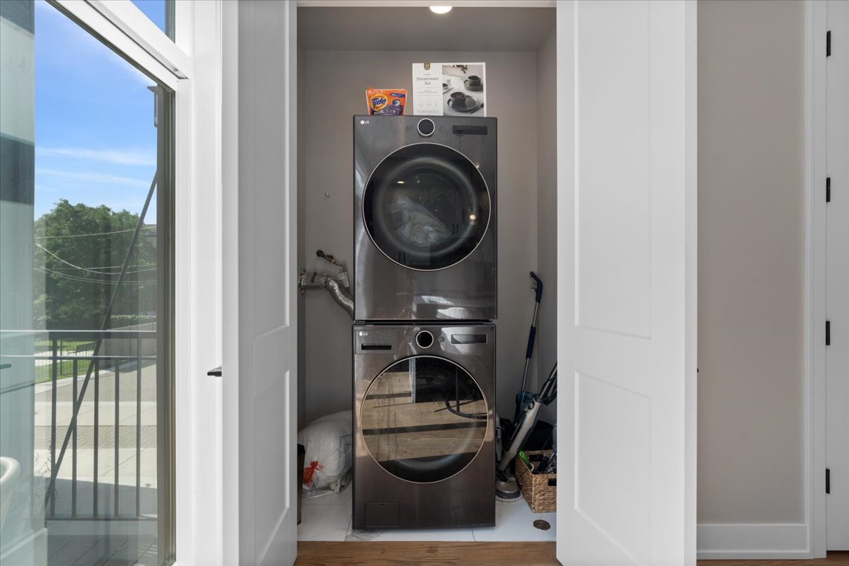 4442 S Drexel Boulevard G Property Photo 14