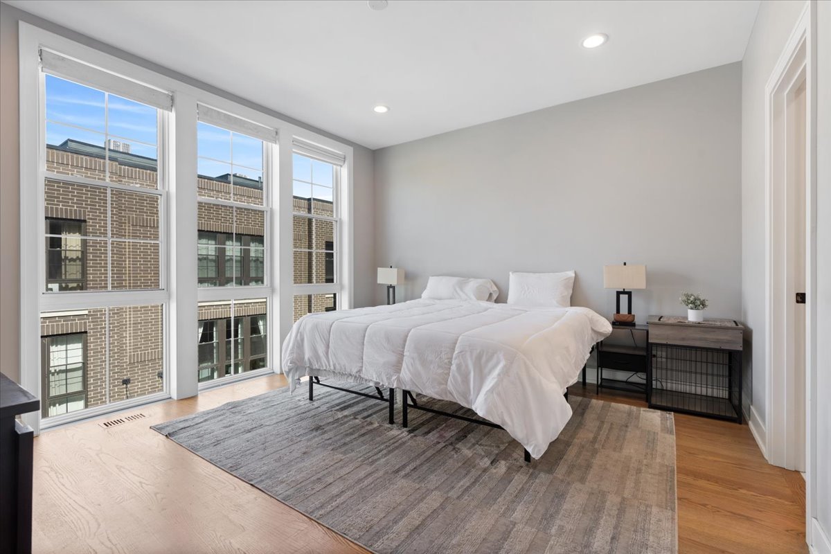 4442 S Drexel Boulevard G Property Photo 16