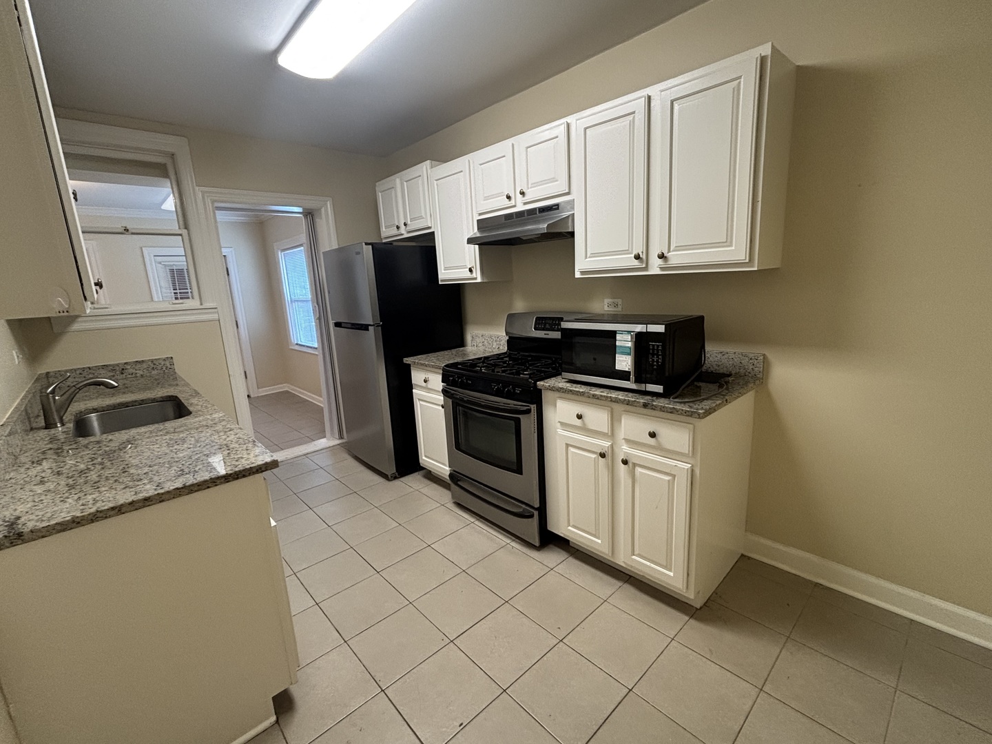 1705 Simpson Street 2f Property Photo 6