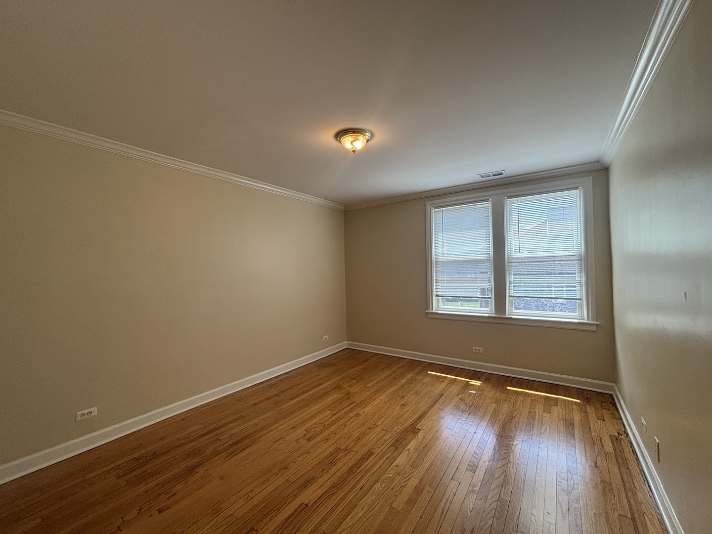 1705 Simpson Street 2f Property Photo 7